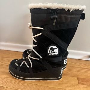 Sorel Tall Winter Boots. Size 10.